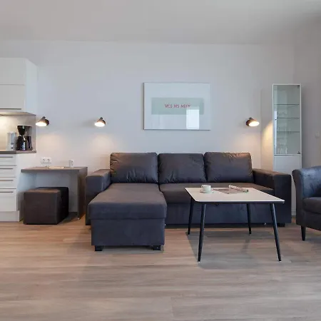 דירה Cozy Modern With Sea Views