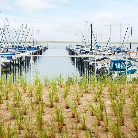 Cozy Modern With Sea Views דירה Wendtorf