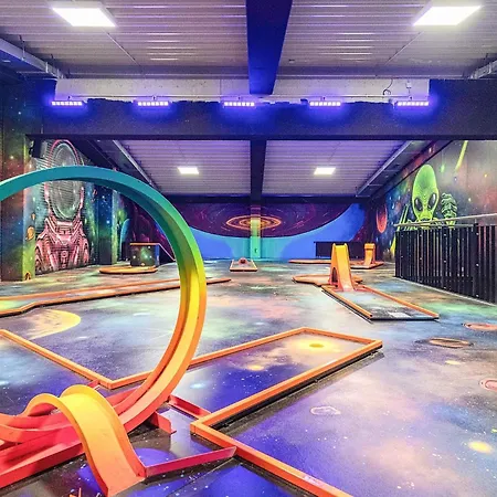 דירה Cozy Modern With Sea Views